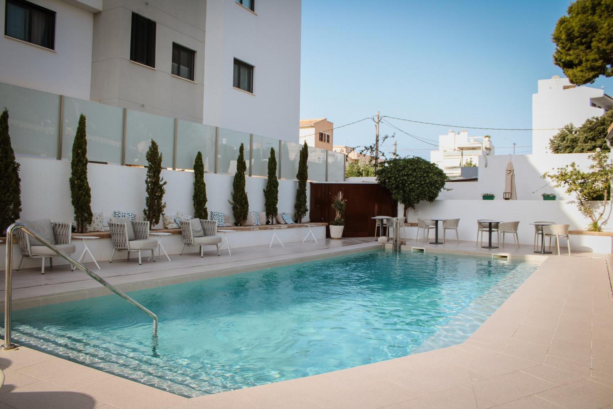 Flacalco Hotel & Apartments Кала Ратьяда Экстерьер фото